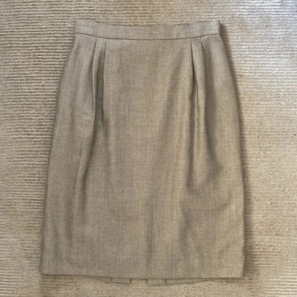 Burberry Vintage Burberry’s Pleated Wool Silk Pencil Skirt Gray Black Size 6P - Picture 6 of 16